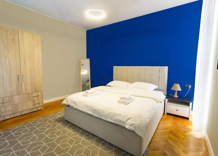 Central Cane Apartment 2