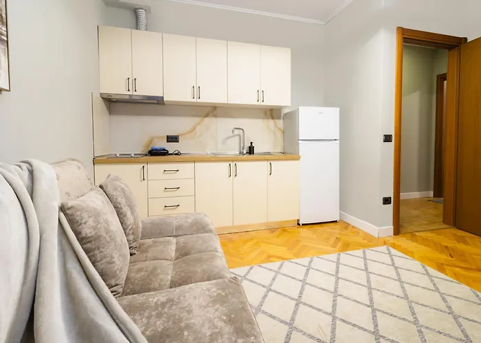 Central Cane Apartment 2
